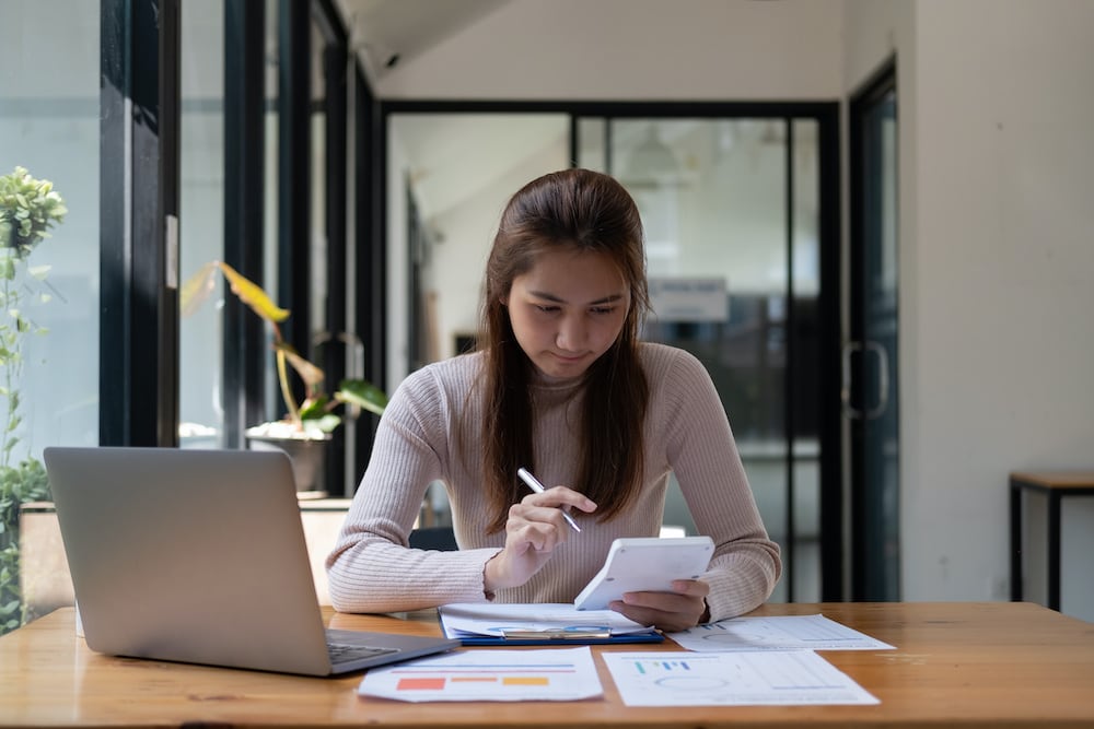 woman with computer